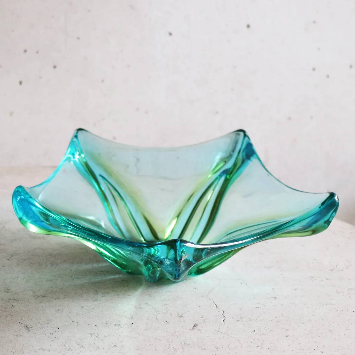 Sommerso murano glass pocket empty cup