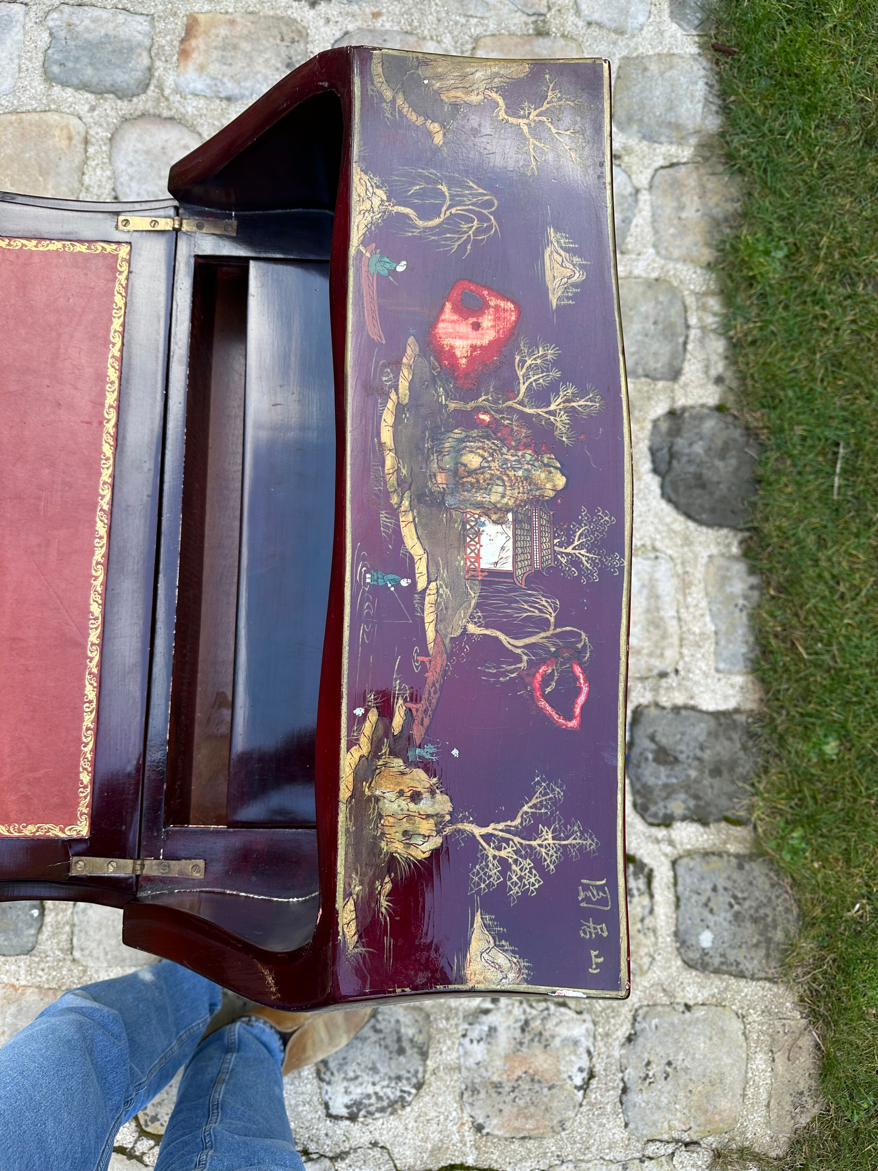 Slope desk - Louis XV style - Chinese lacquer
