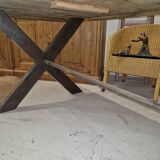 Table en bois et acier