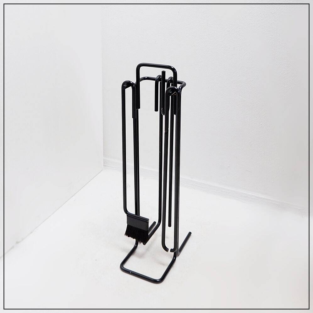 Ensemble d'accessoires de cheminée minimaliste en métal noir 'Mace-Line' par Ann Maes - 1970s