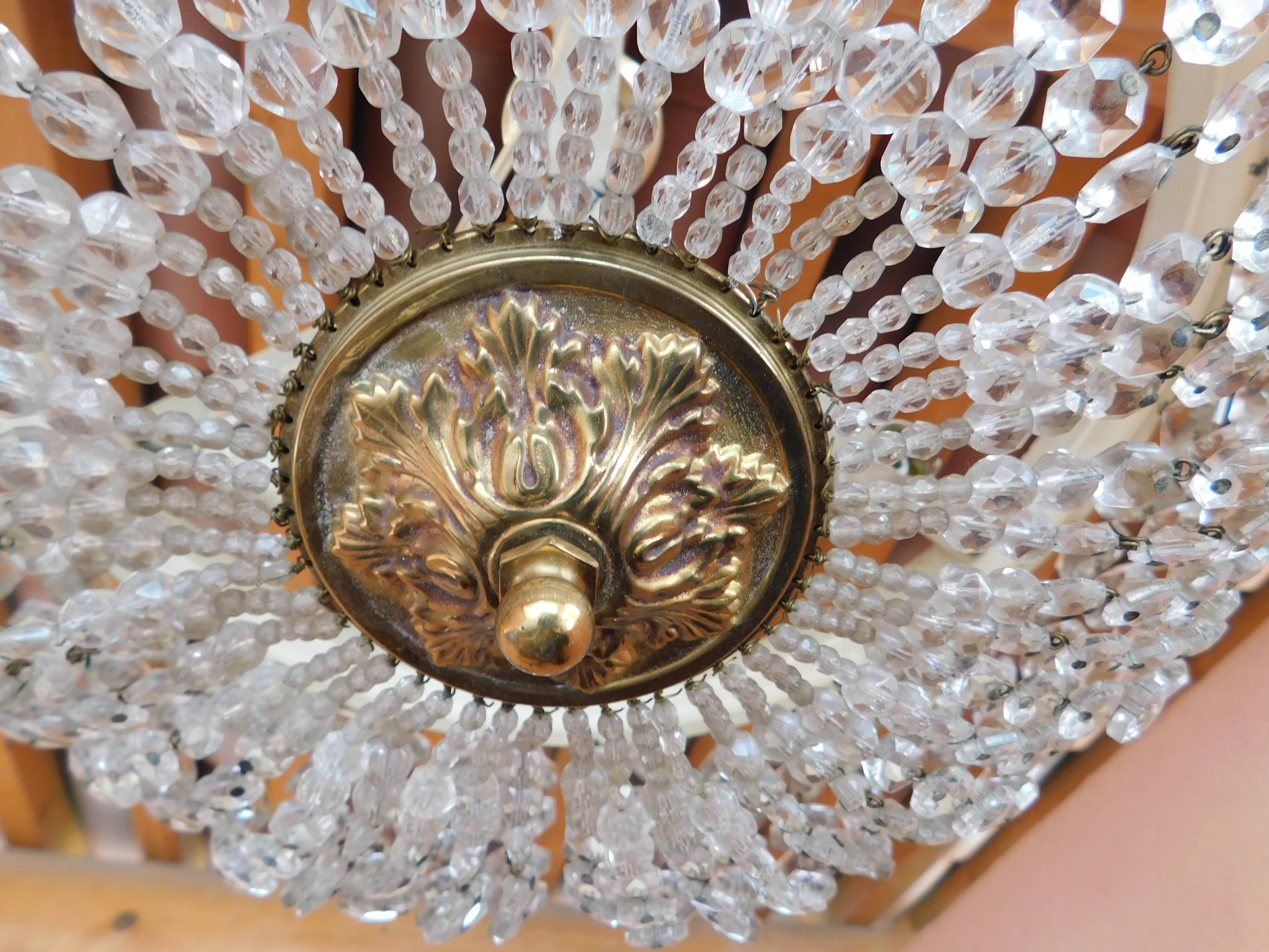 Ceiling chandelier with tassels