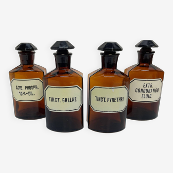 Set of 4 pharmacy bottles