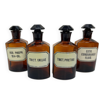 Set of 4 pharmacy bottles