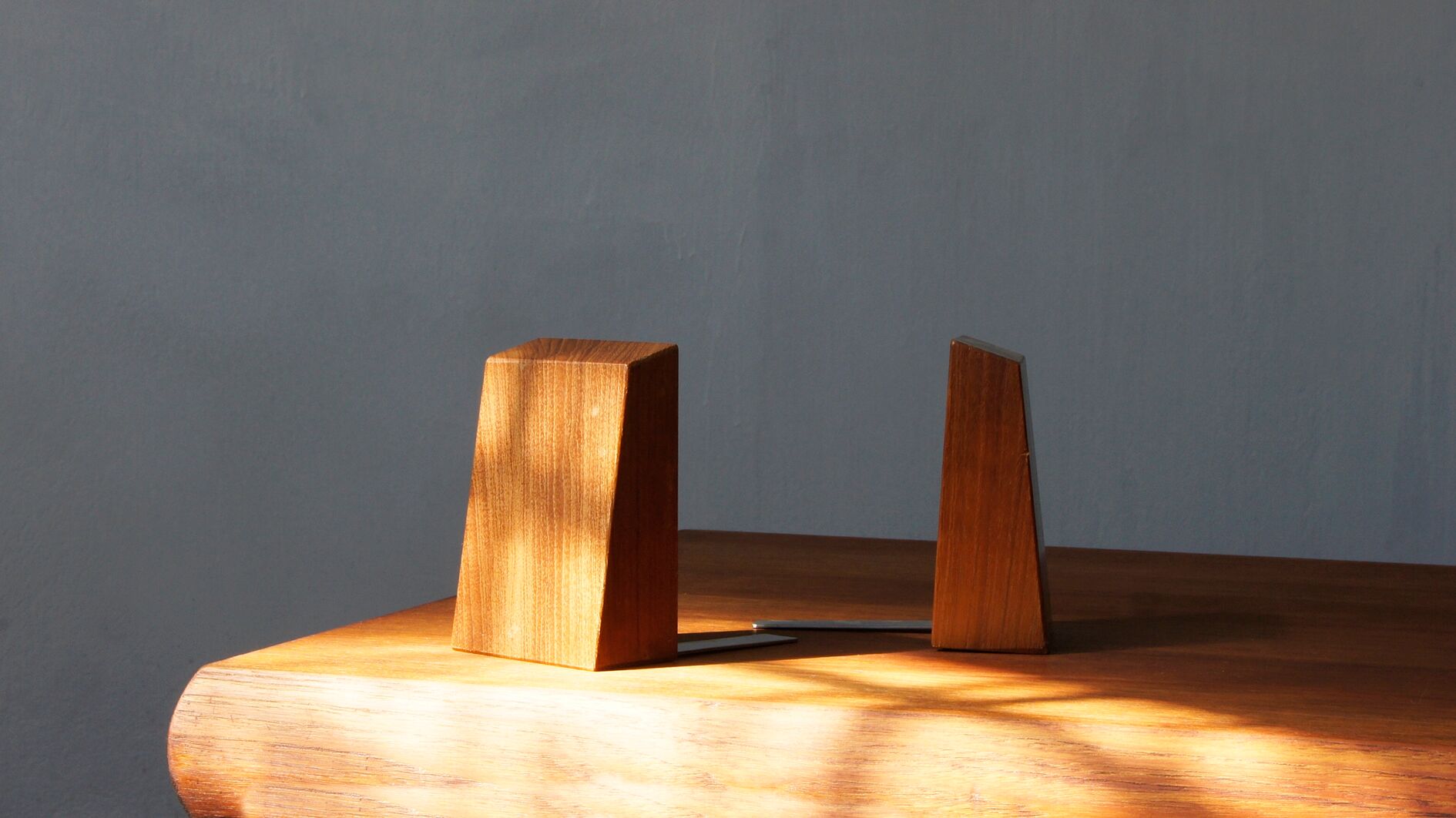 Mid-century bookends in teak, 1950s, set of 2