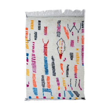 Colorful Berber carpet 279 x 148cm