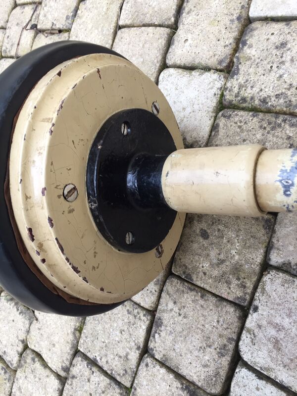 Tabouret de dentiste