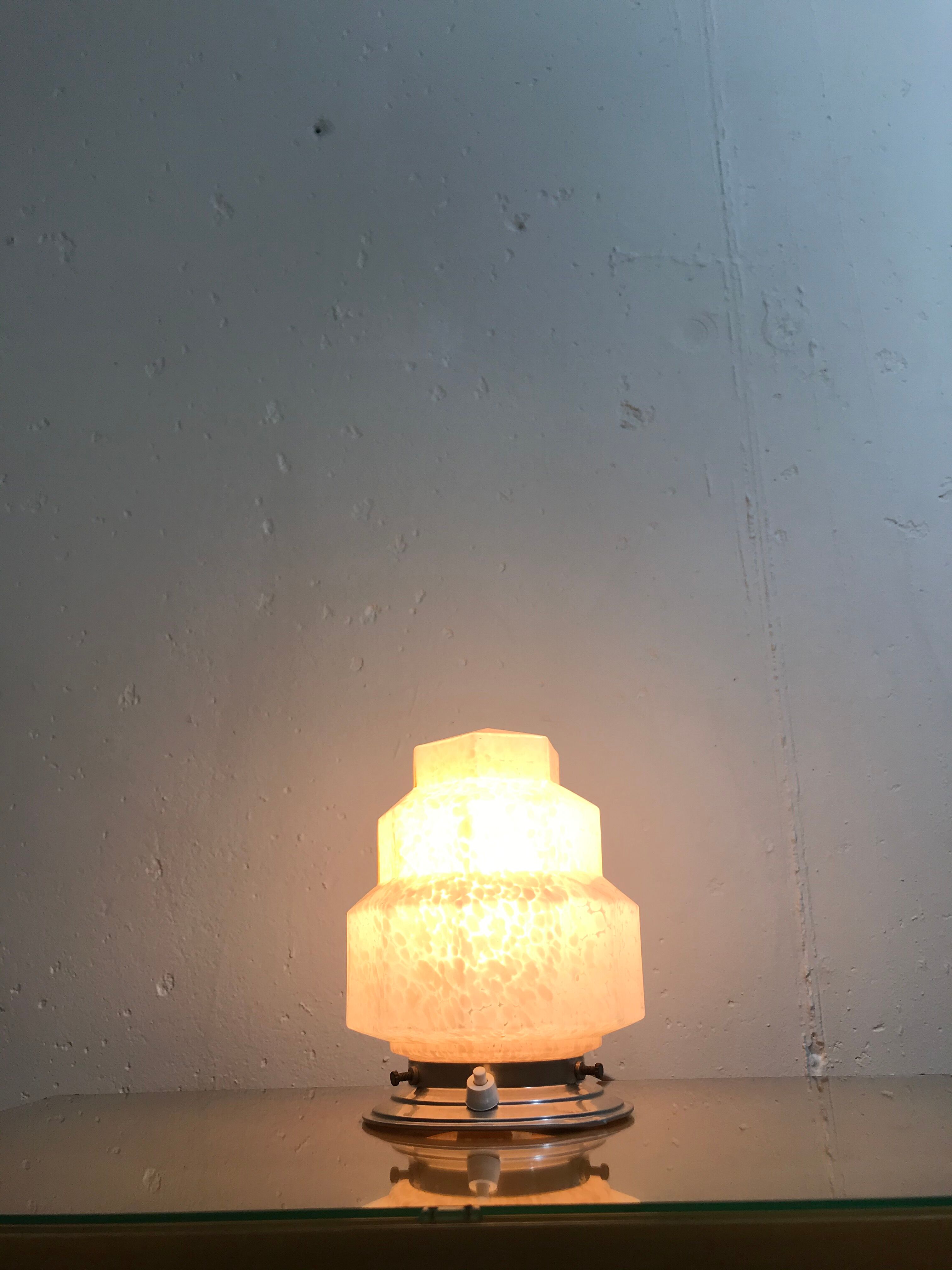 Cathedral lamp to pose art deco