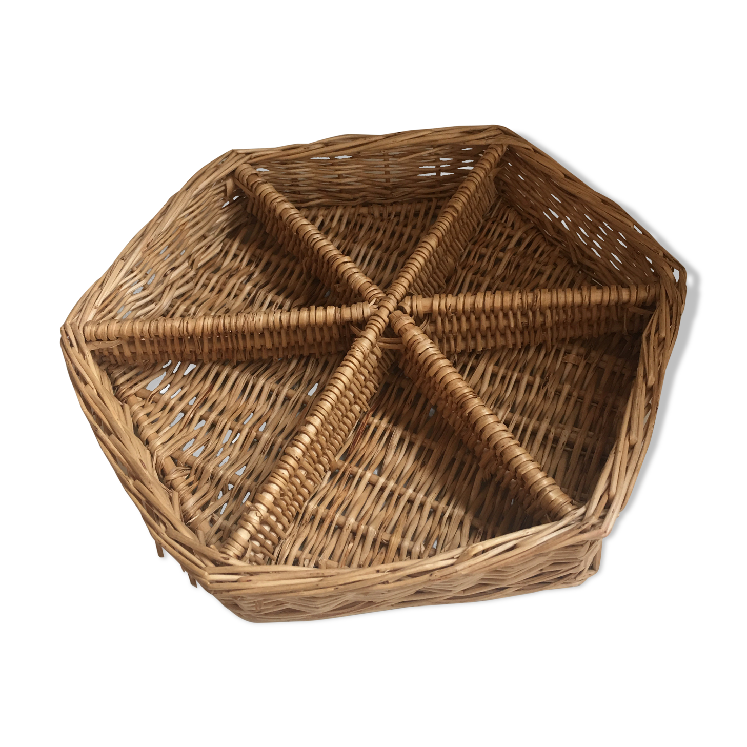 Vintage compartment basket
