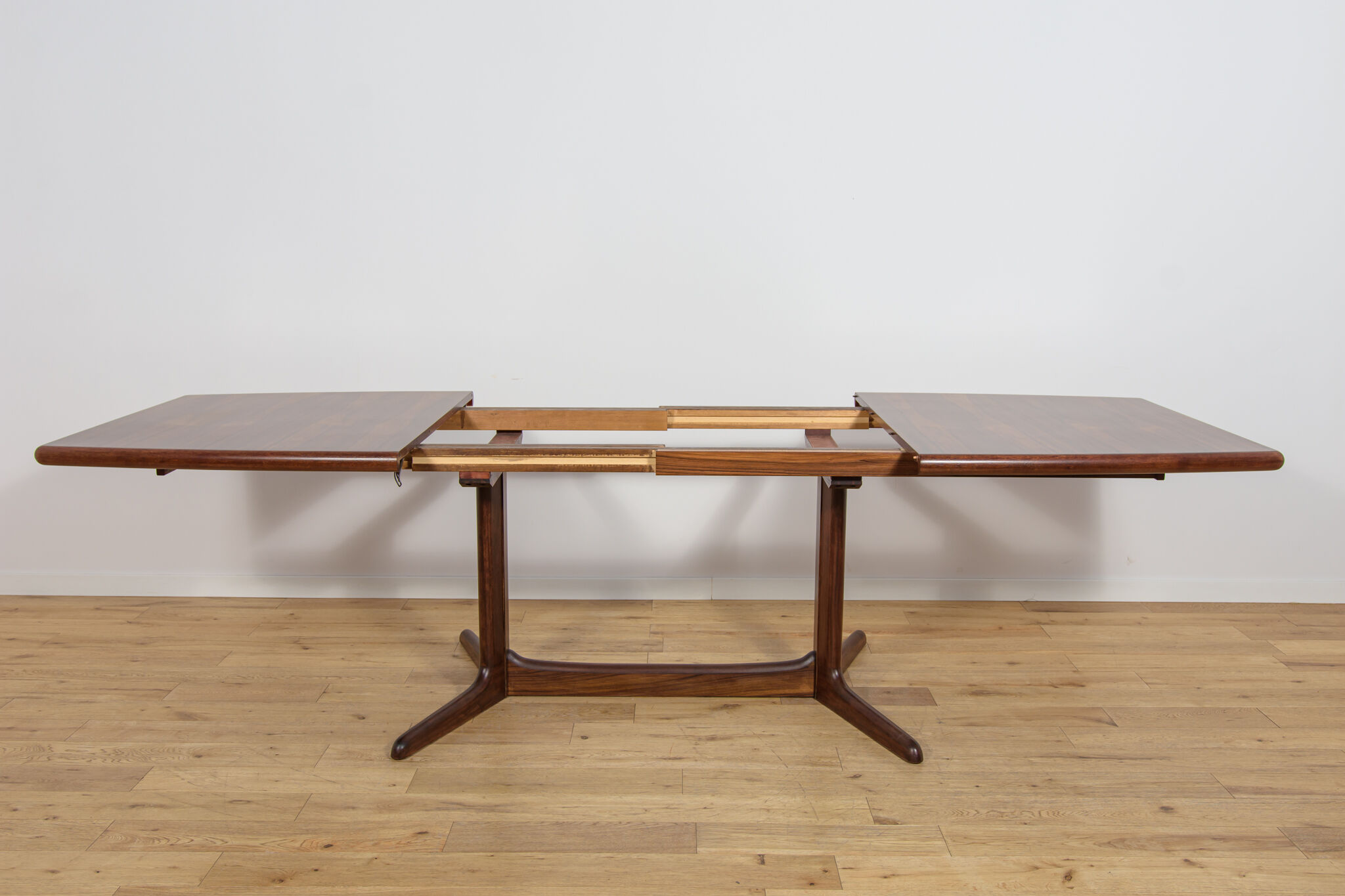 Table à manger extensible en palissandre de style mid-century moderne, Danemark, années 1960.