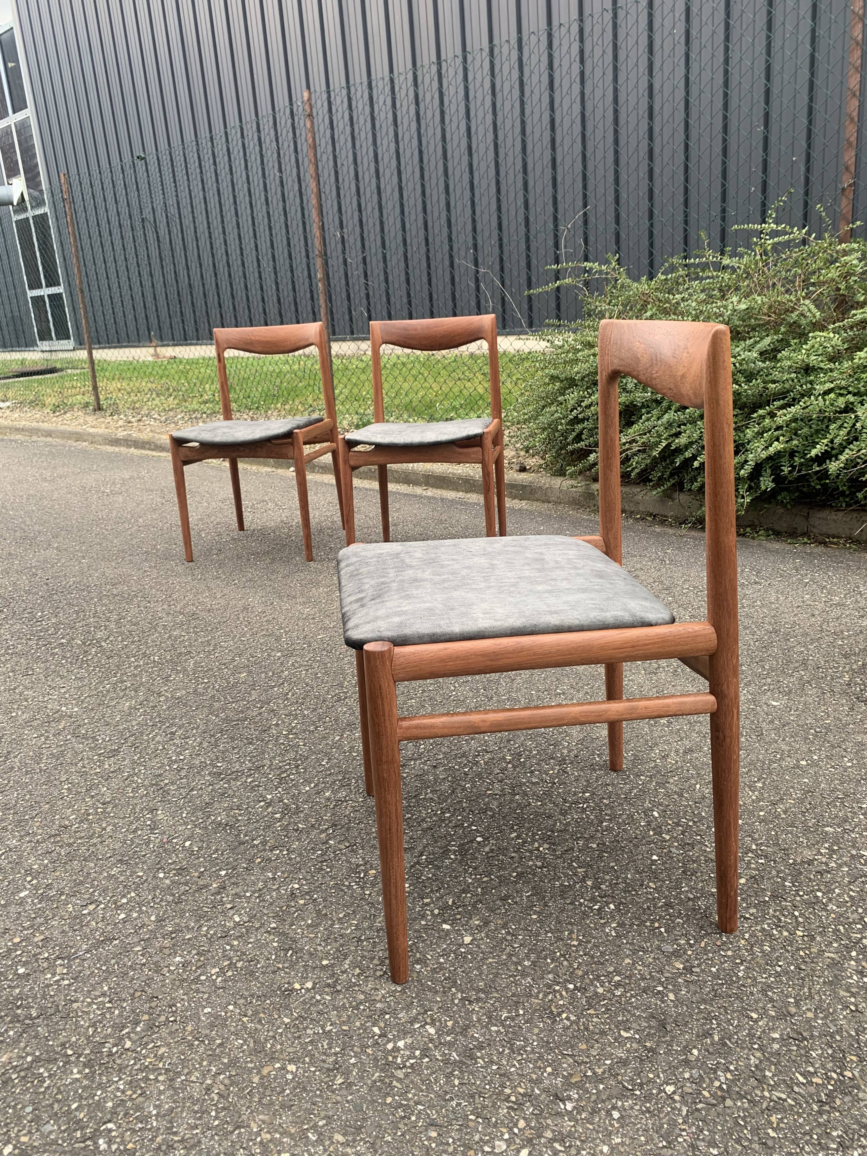 Dining chairs