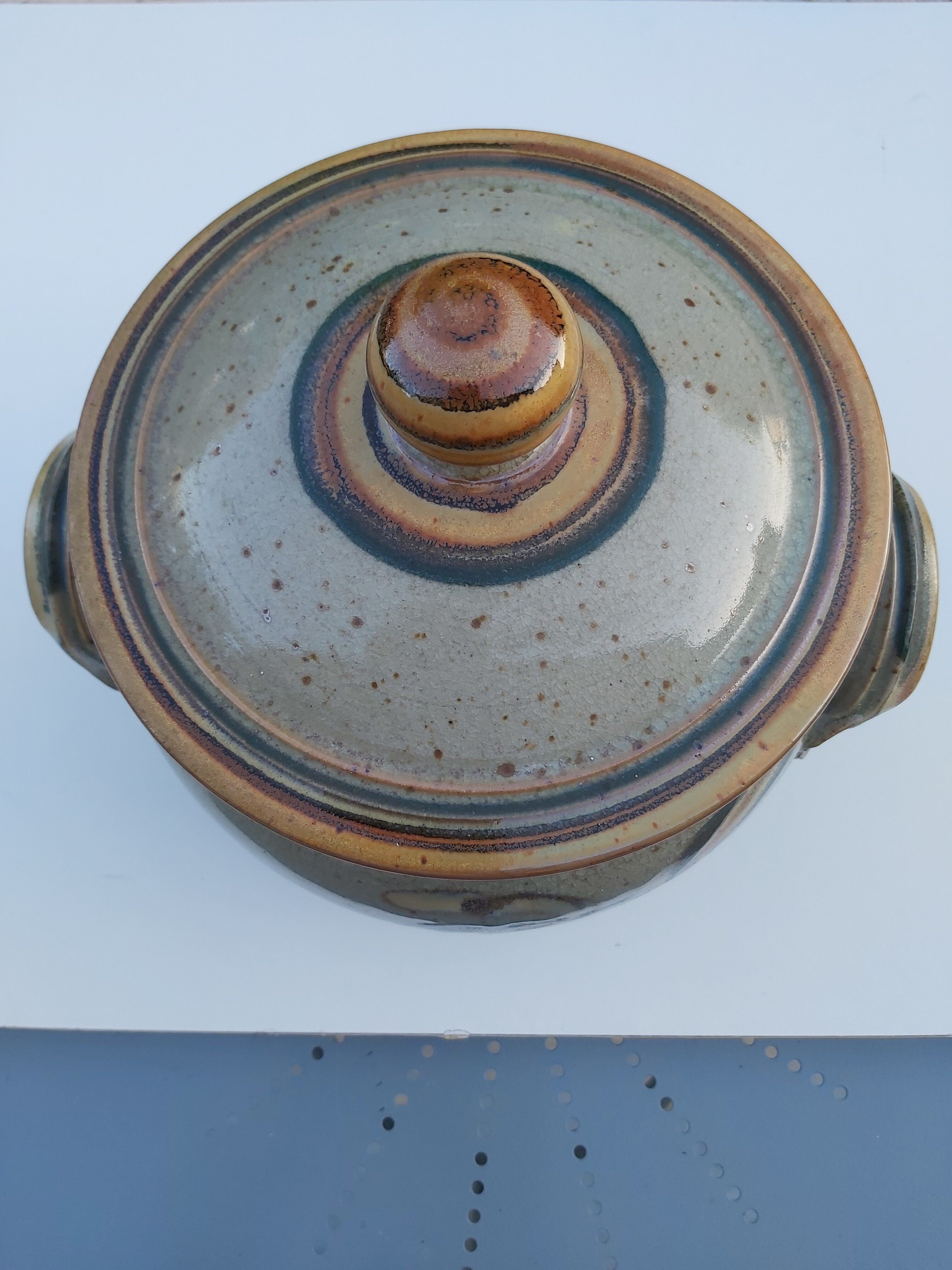 Soup pot in Blanot sandstone