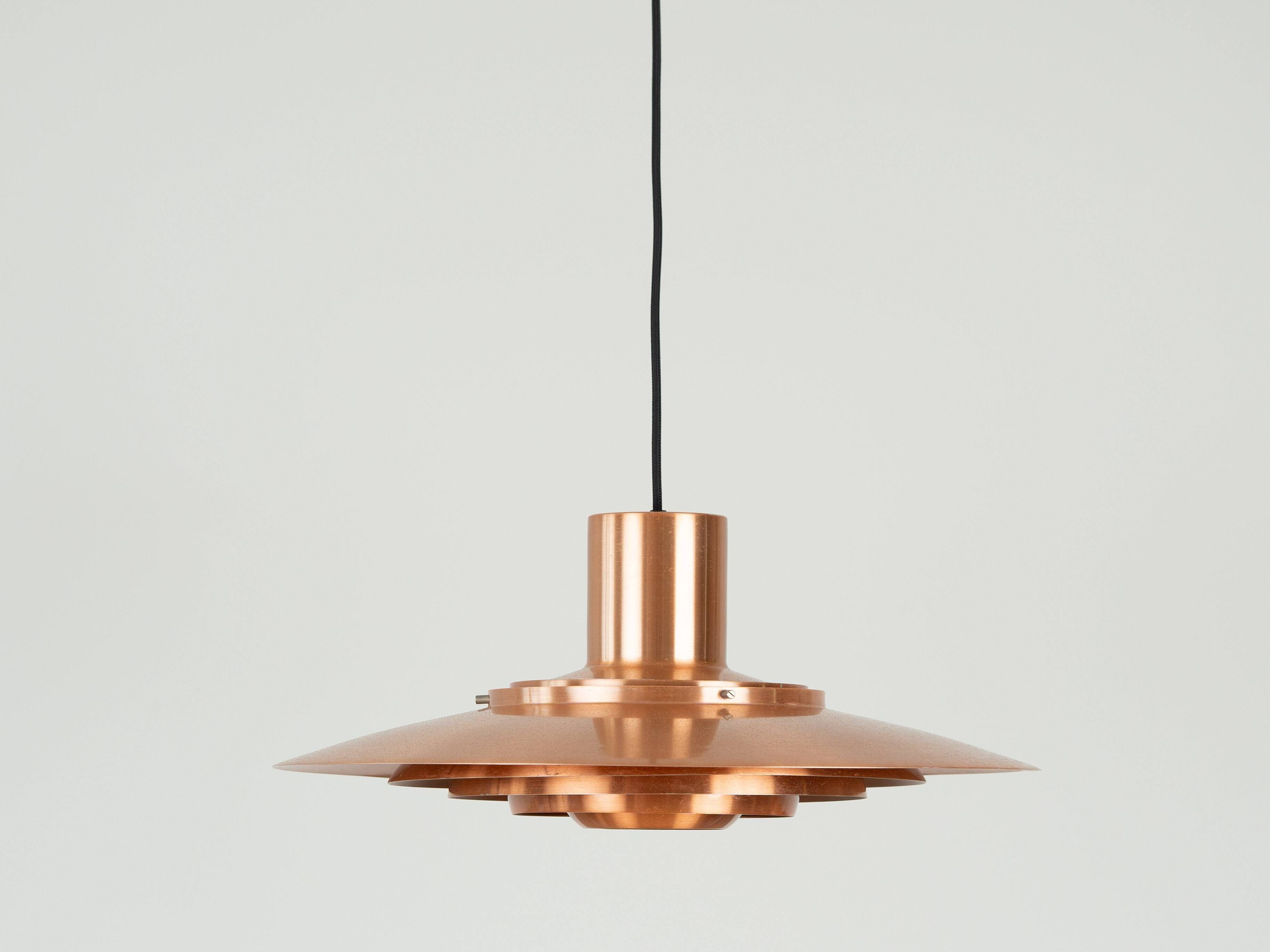 Danish vintage P376 pendant lamp by Fabricius and Kastholm. Nordisk Solar,