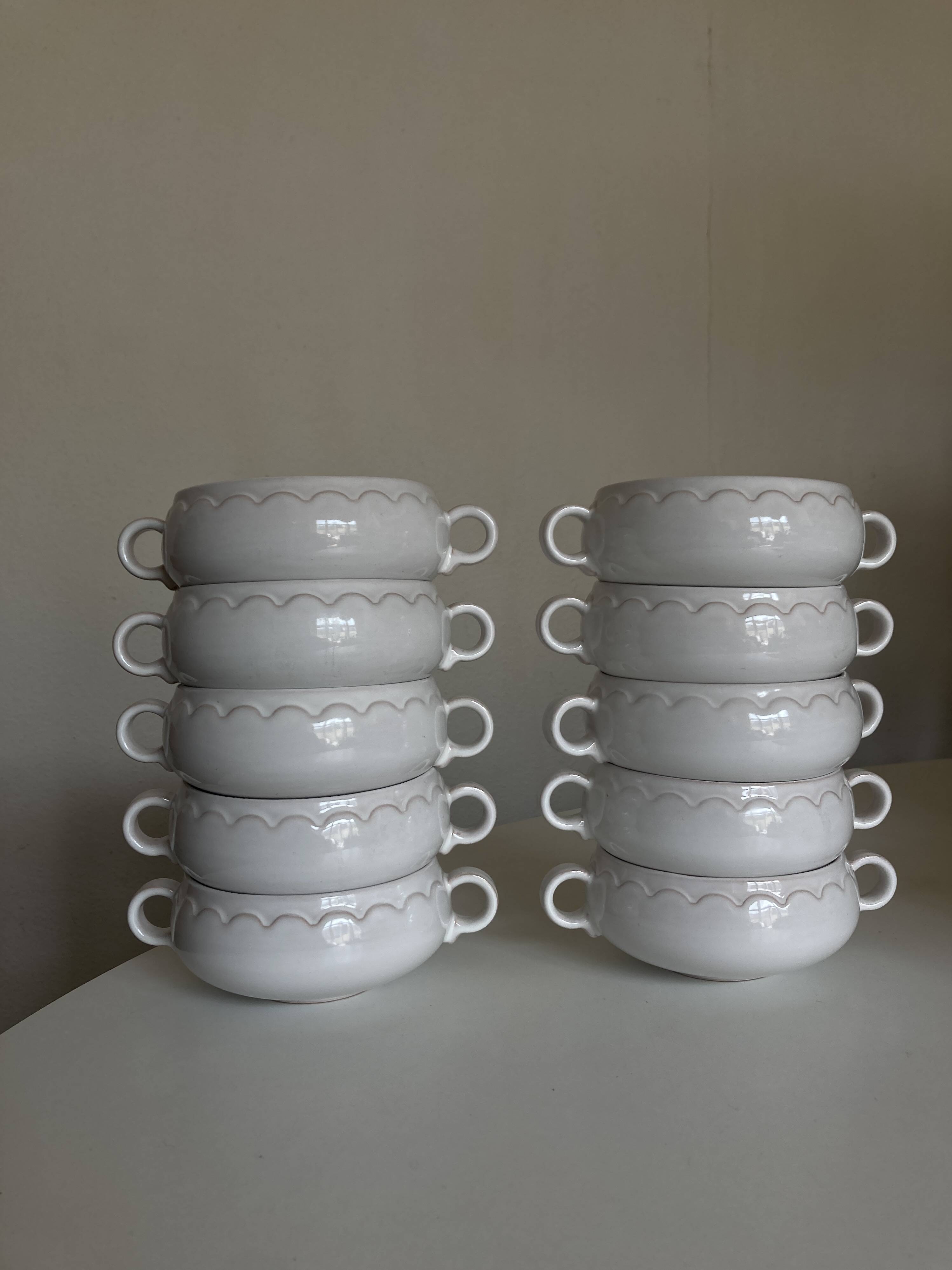 Set of 10 hollow Festons ear bowls by Pierre Motton for Gien 1970