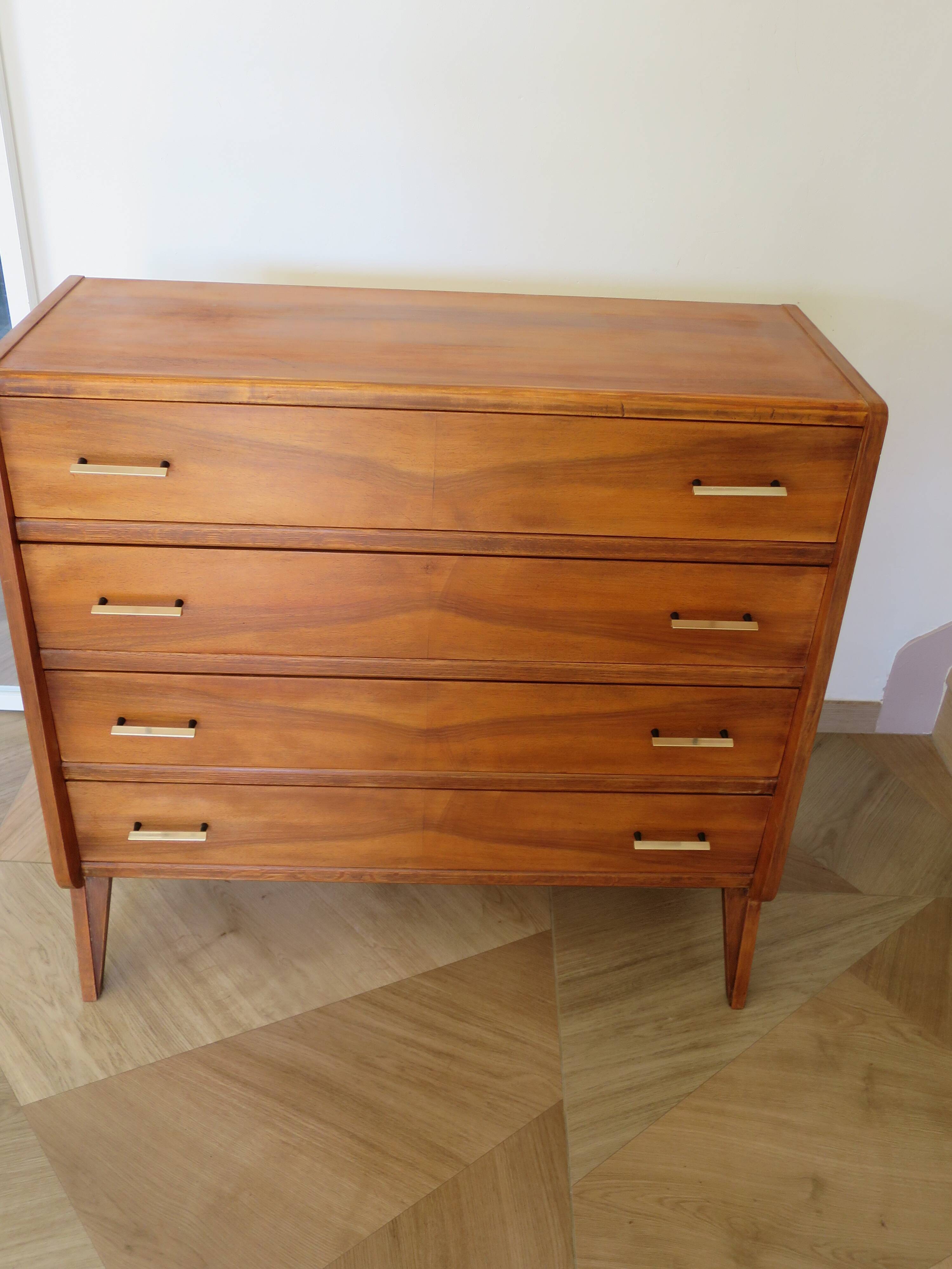 Cabinetmaker's chest of drawers - 4 drawers - golden oak - with oblique profile - compass feet - 1950
