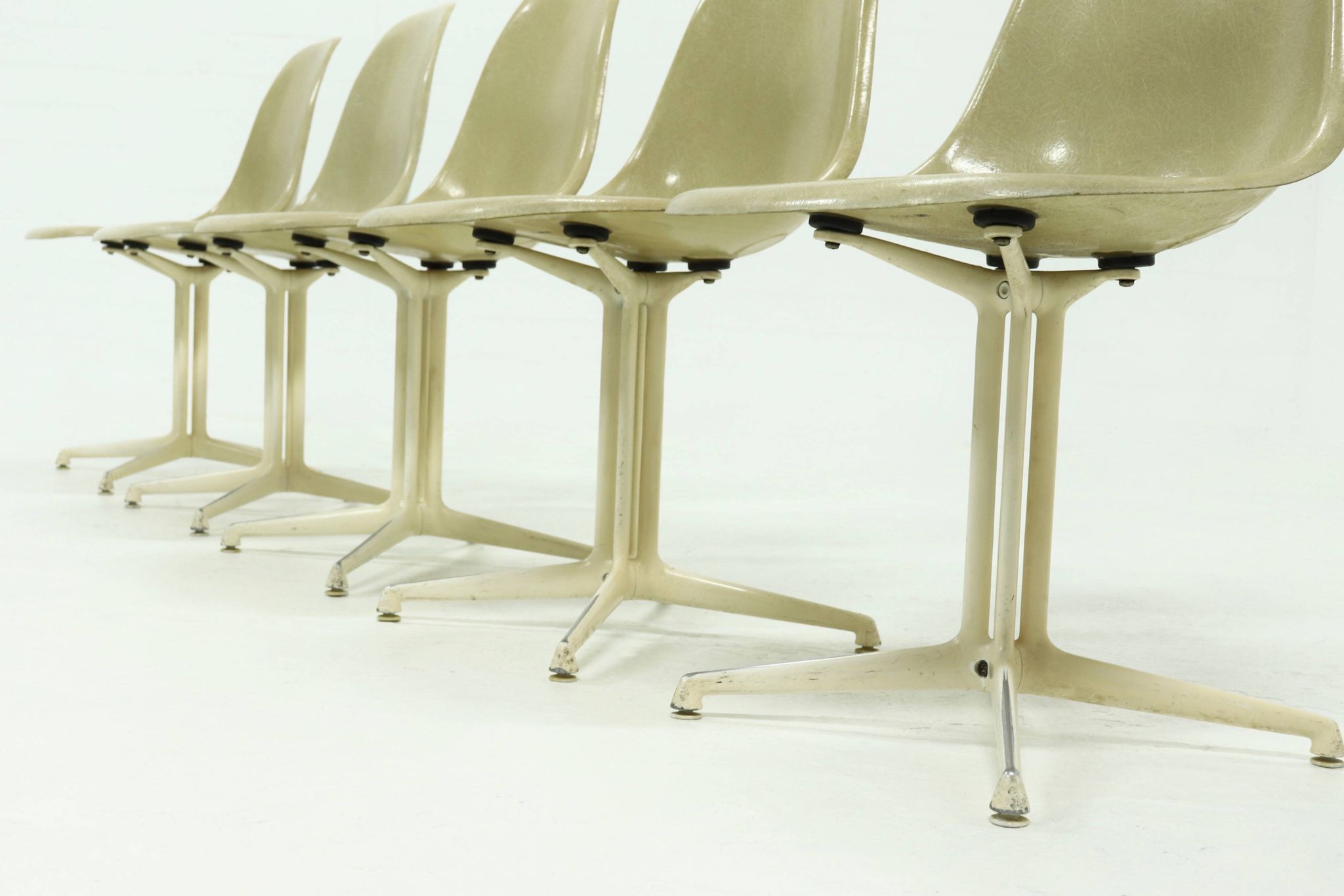 Set of 5 La Fonda Dining Chairs by Charles & Ray Eames for Vitra Herman Mil