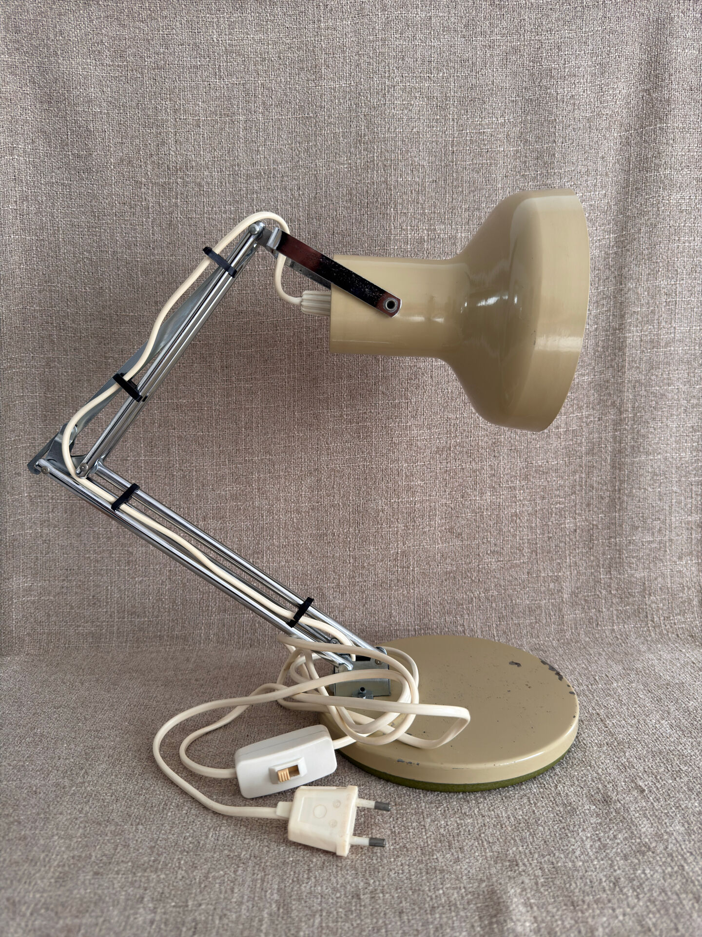 1960s modernist articulated desk lamp in metal