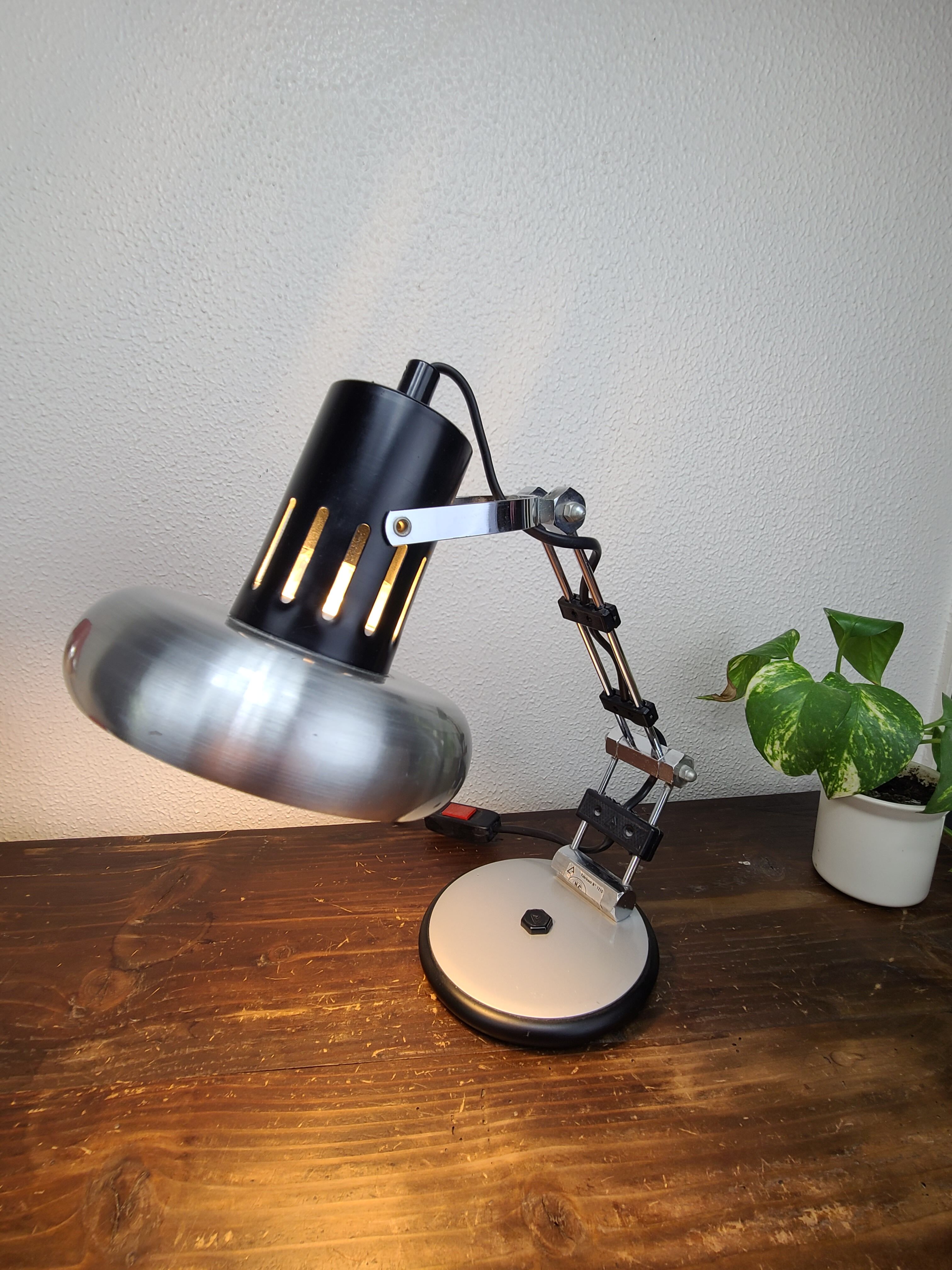 Lampe aluminor articulée, atelier, vintage