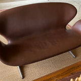 2 office armchairs + Settee / Swan sofa by Arne Jacobsen for Fritz Hansen, original leather