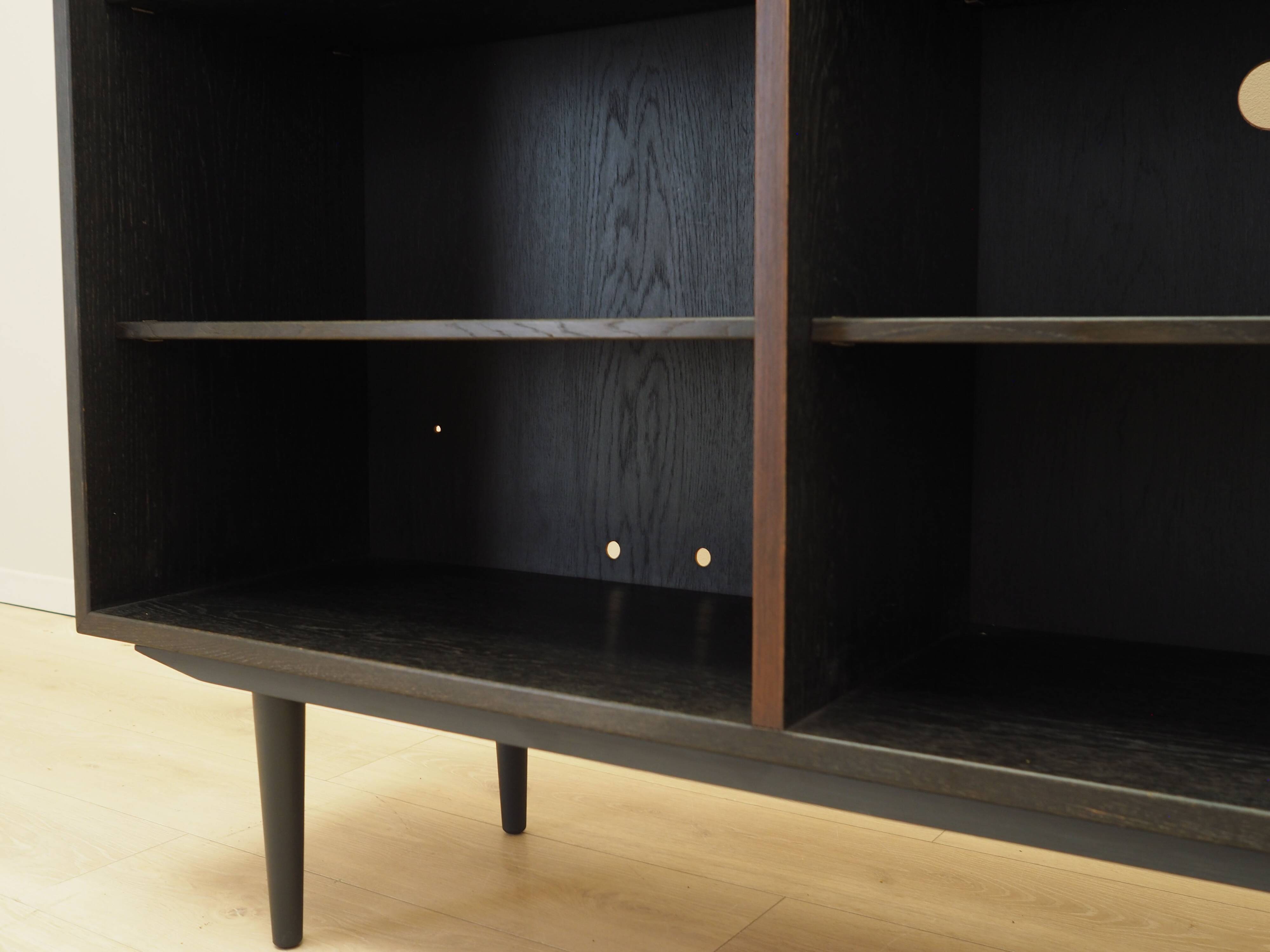Oak bookcase, Scandinavian design, 1960s, designer: Børge Mogensen, manufac