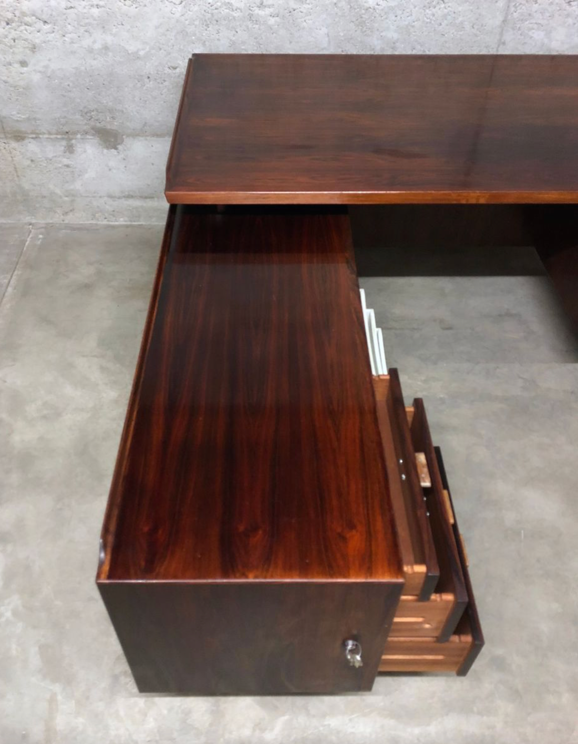 Bureau danois en palissandre par Arne Vodder pour Sibast Møbler