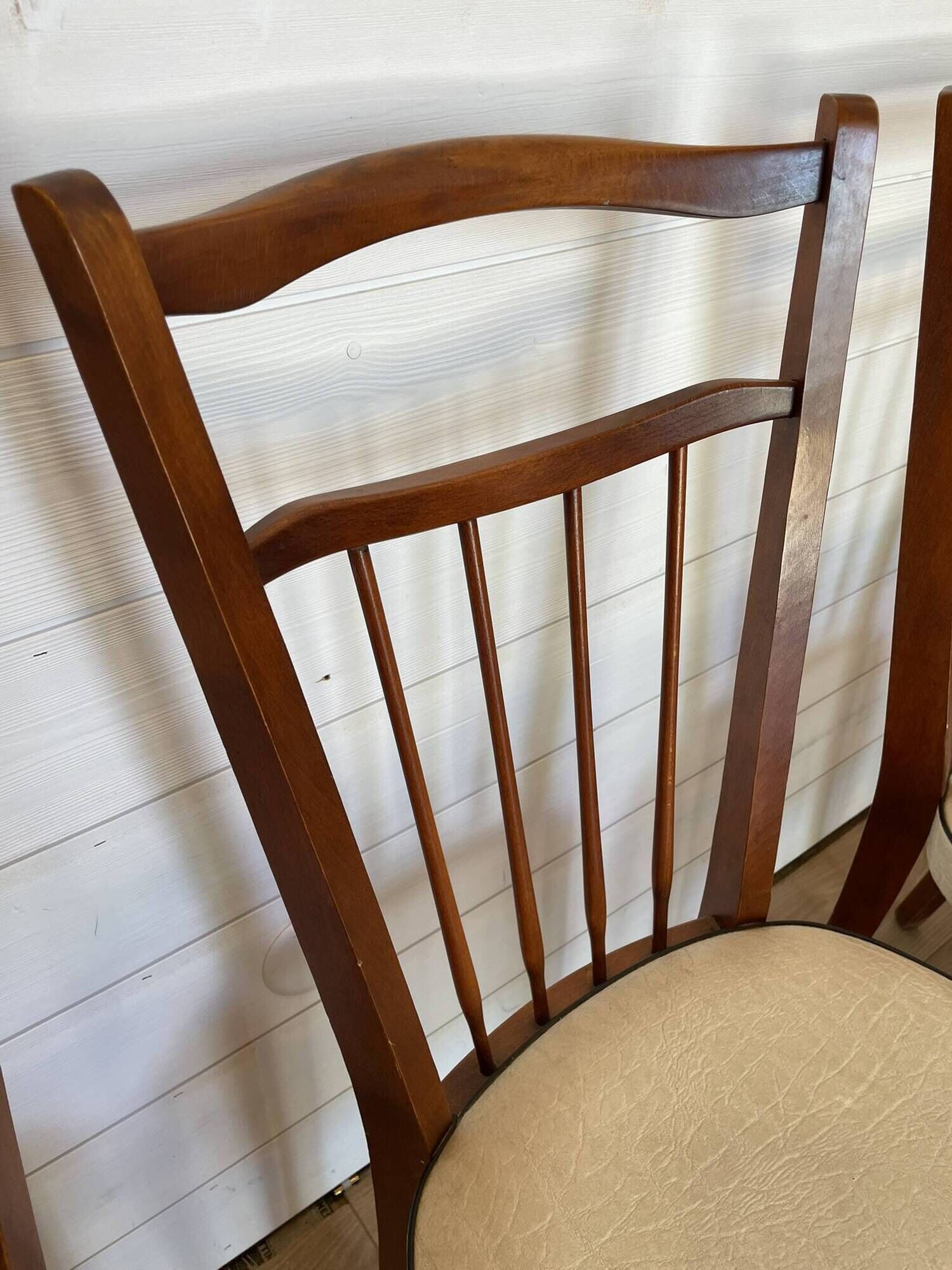 Set of 6 Vintage 1950s Chairs – Scandinavian / Mid Century Design