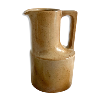 Brenne sandstone pitcher