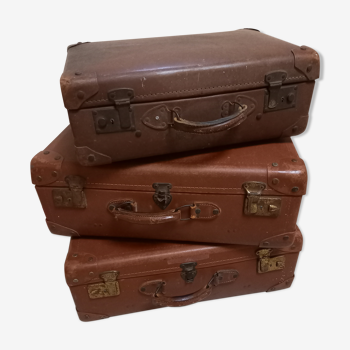 Old suitcases lot of 3