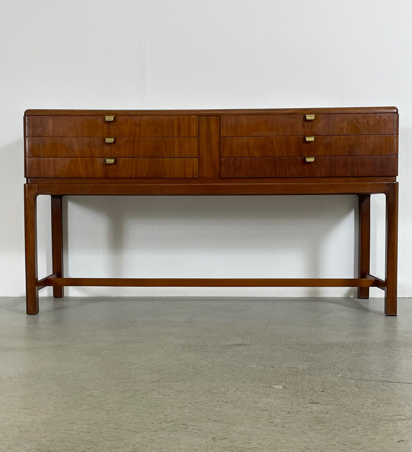 Danish console with drawers in mahogany 1940s