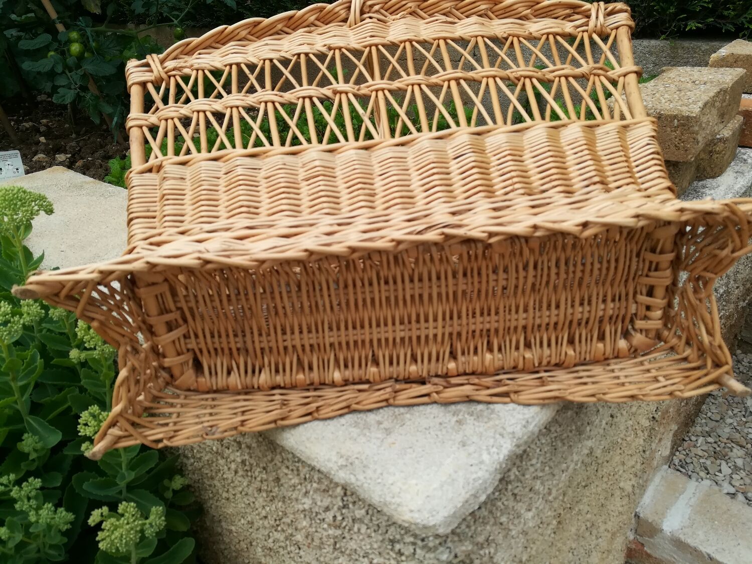 Wicker magazine rack