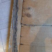Miroir ancien avec cadre en bois sculpté 
