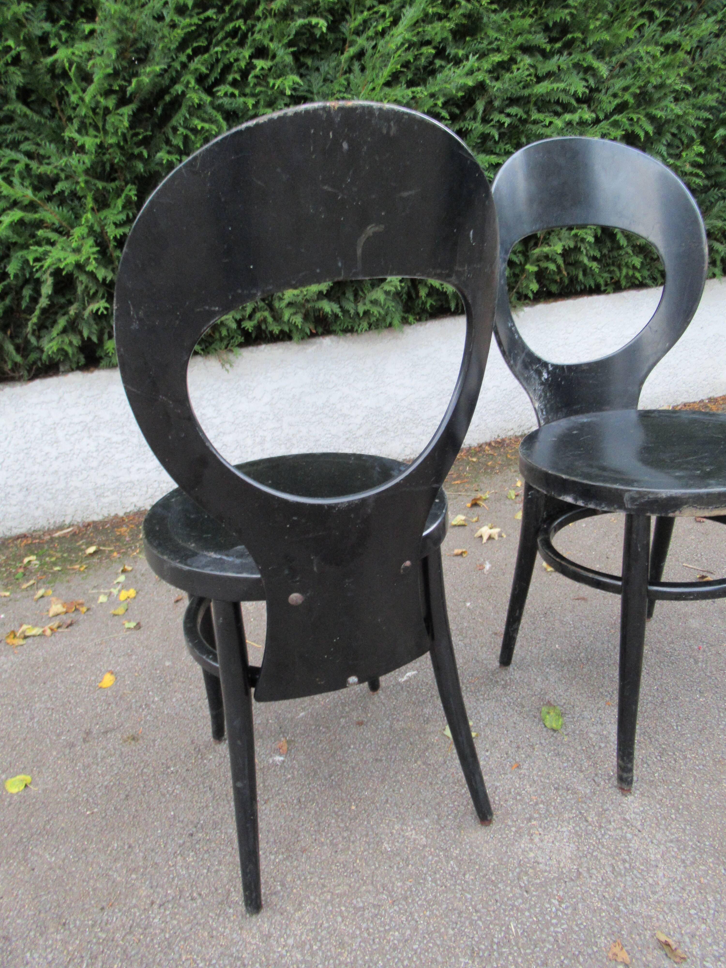 Paire de chaises baumann modèle "mouette"