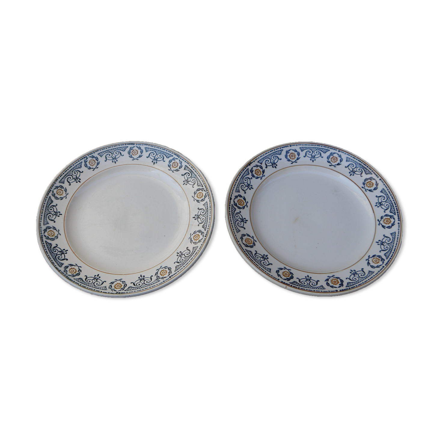 Two St Amand dessert plates