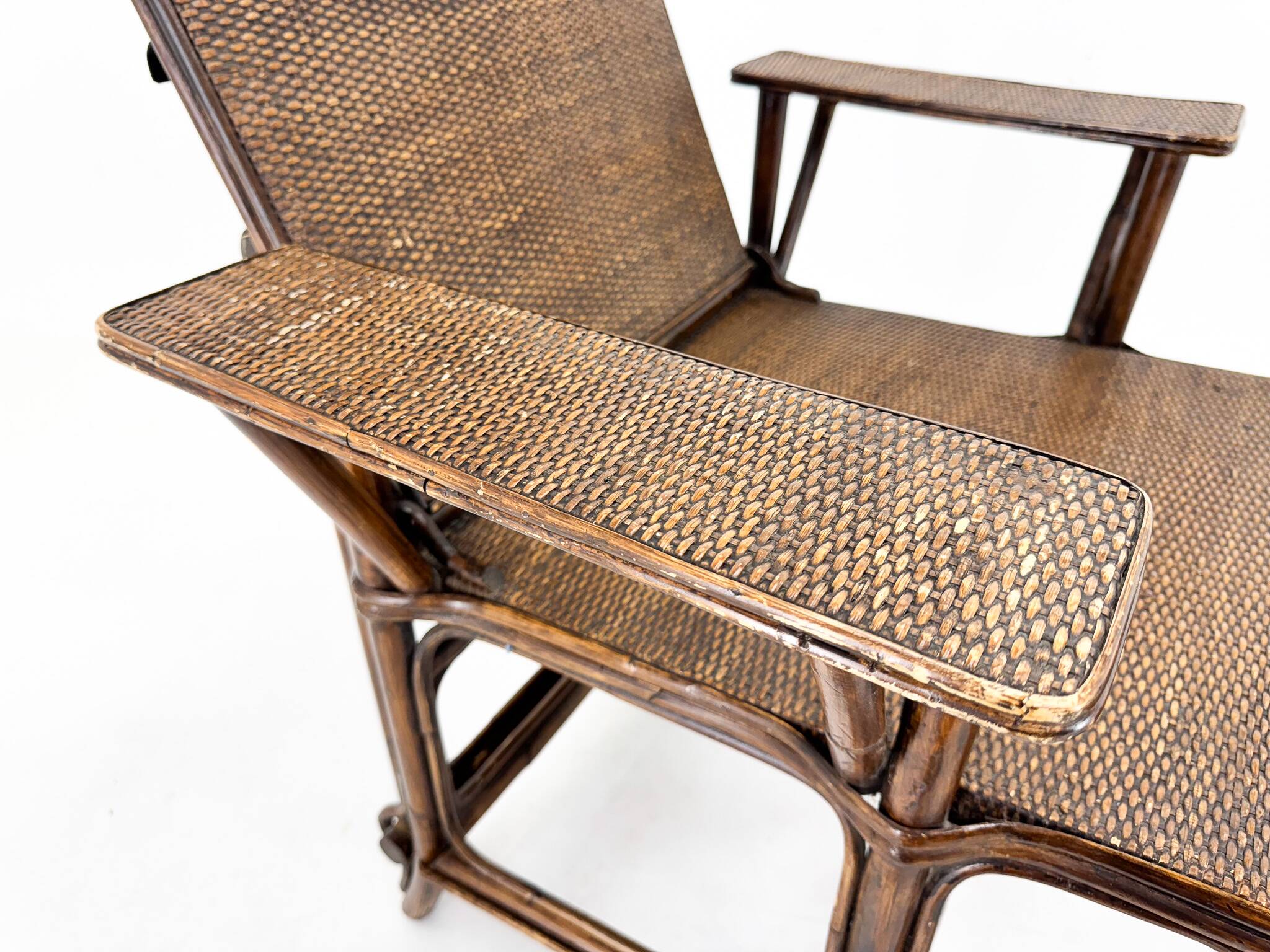 Art Deco French Bamboo & Wicker Chaise Lounge