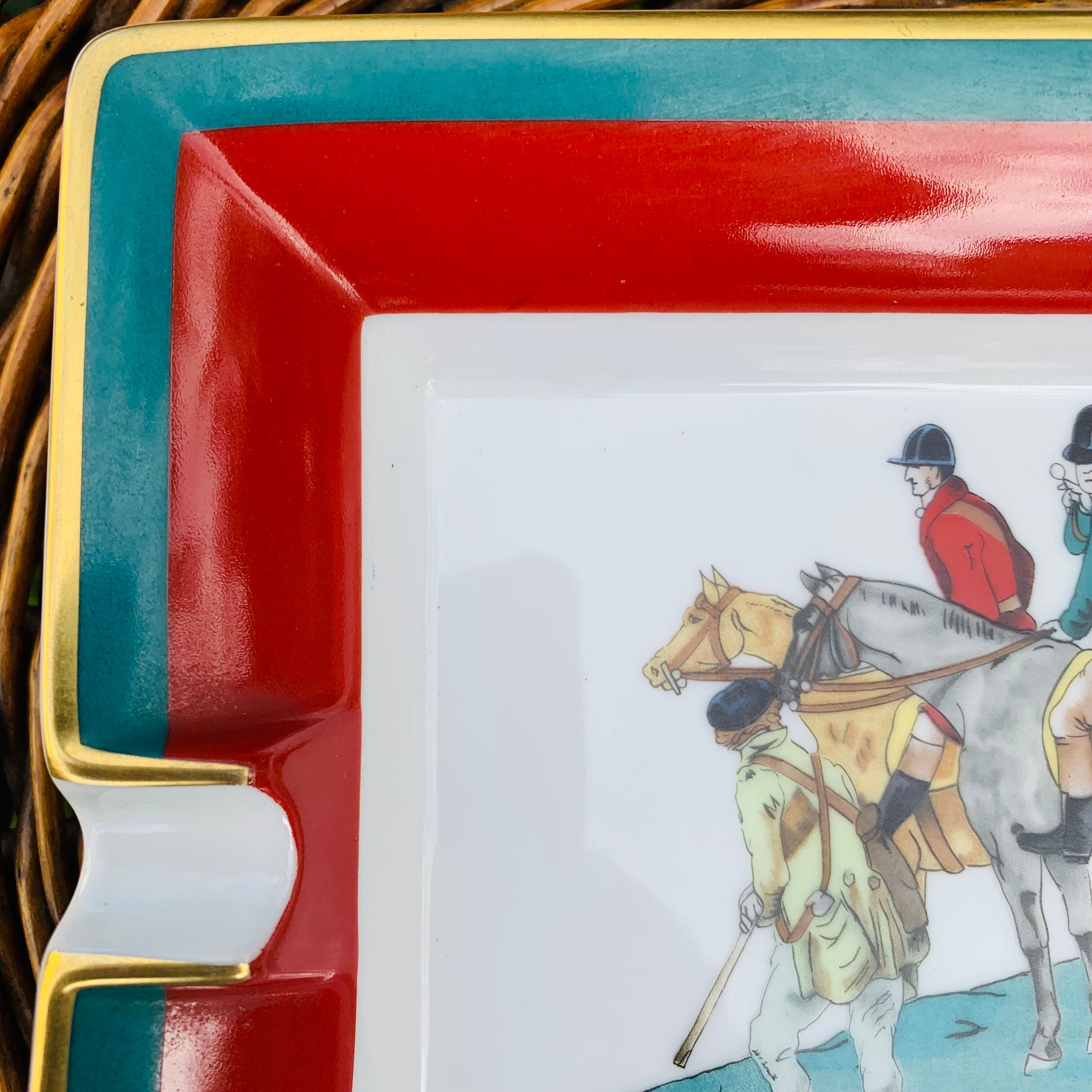 Hermès ashtray hunting scene pattern