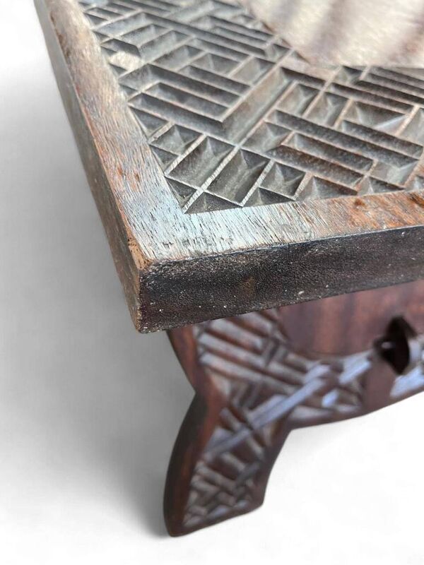 Table basse brutaliste vintage / table basse