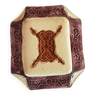 Slip dish