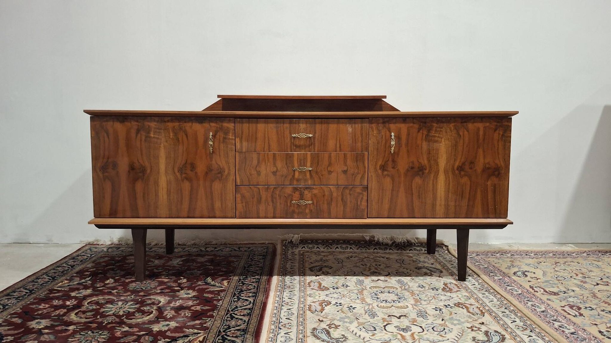 Crédence des années 1970