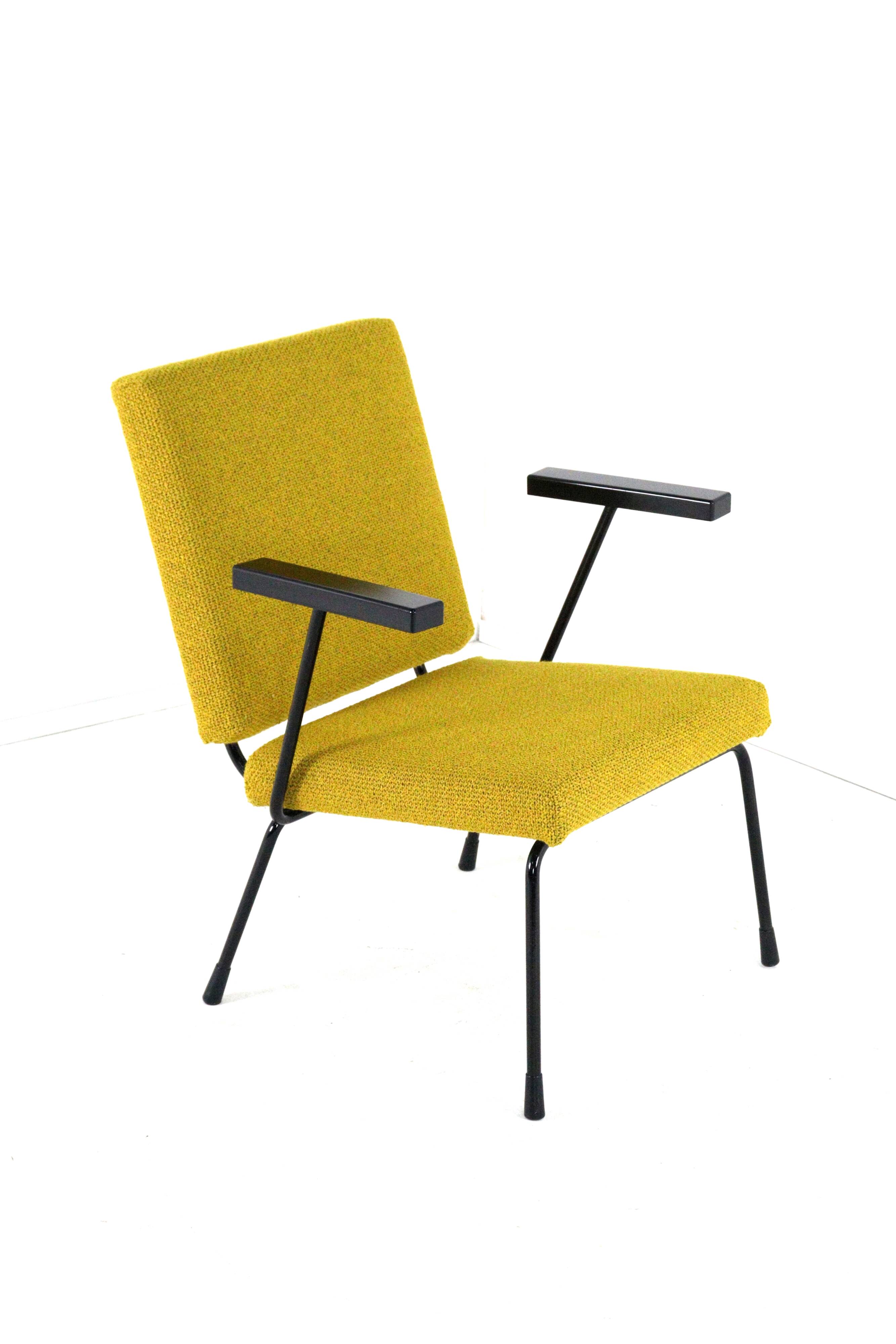 W.H. Rietveld for Gispen armchair model 1401
