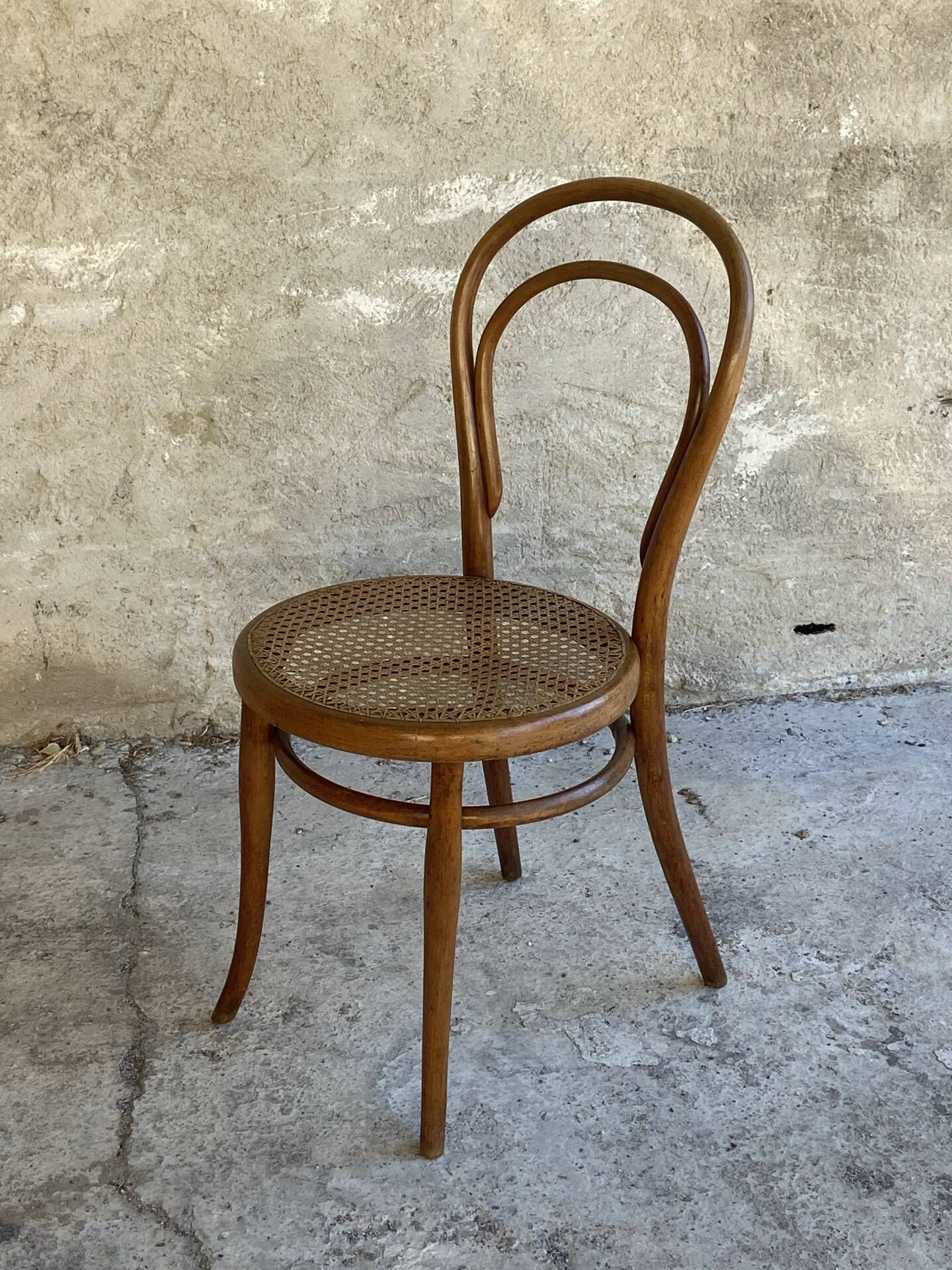 Set of Thonet chairs with caning