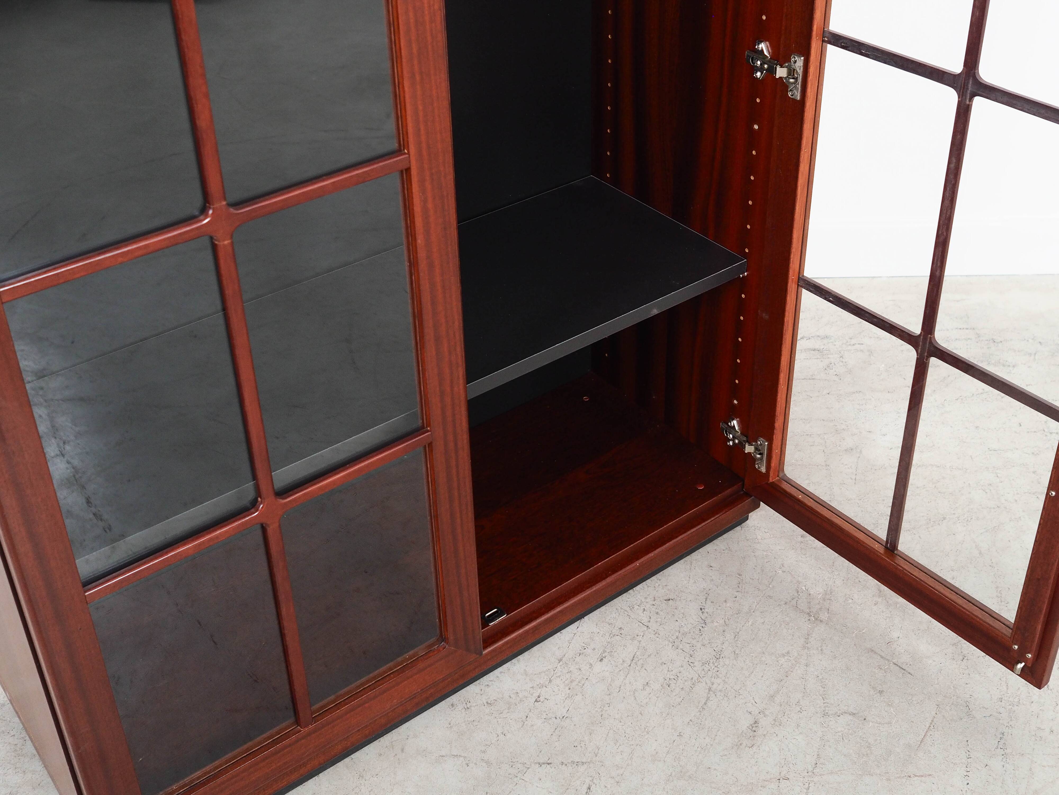 Vitrine en acajou, design danois, années 1970, fabriquée au Danemark