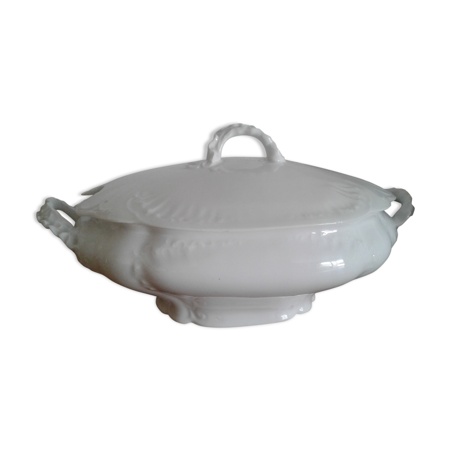 Porcelain soup Limoges W.G & Cie