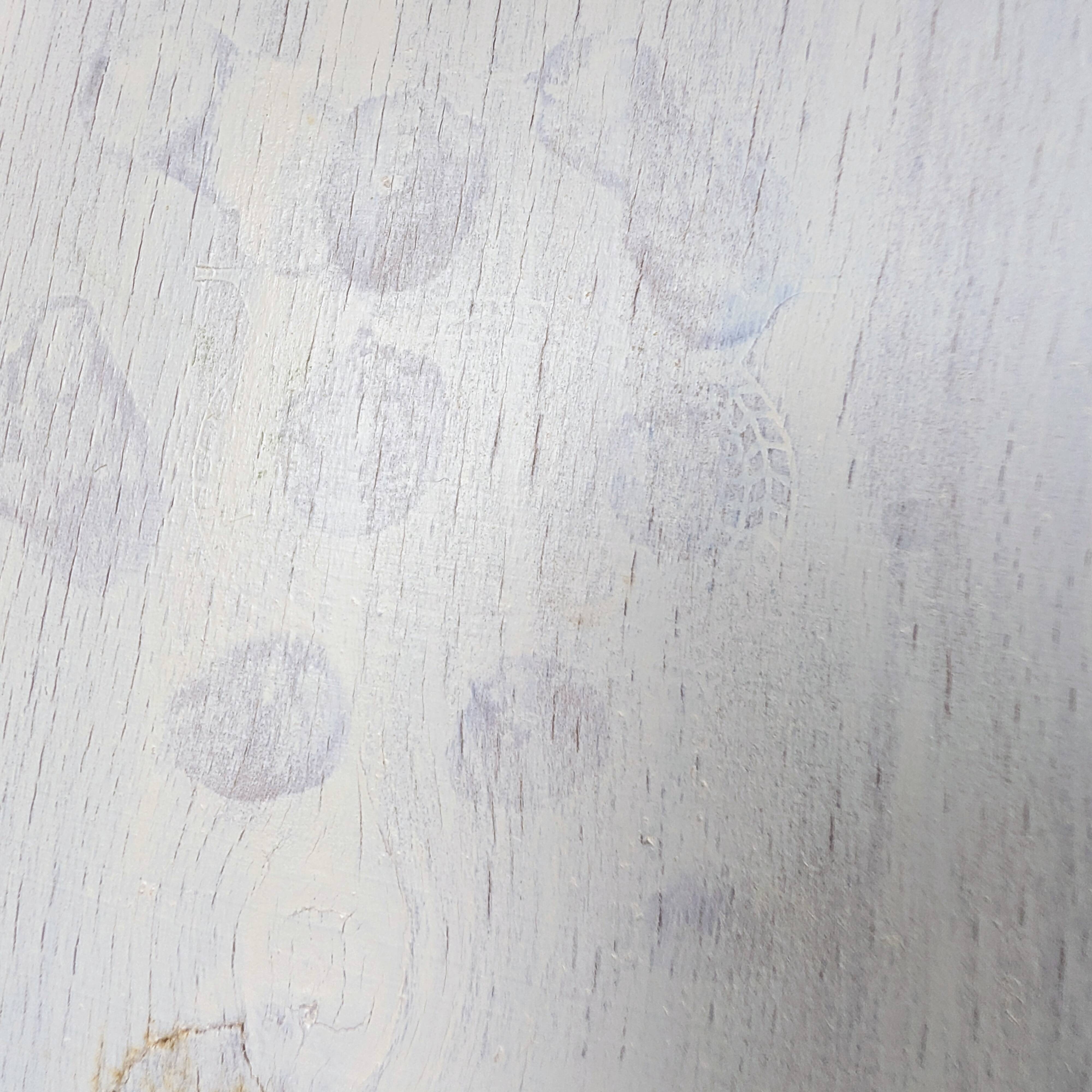 White Luterma bistro chair