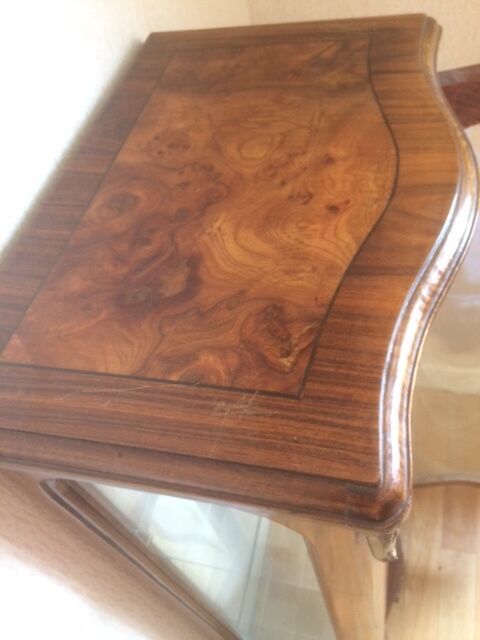 Glass domed showcase