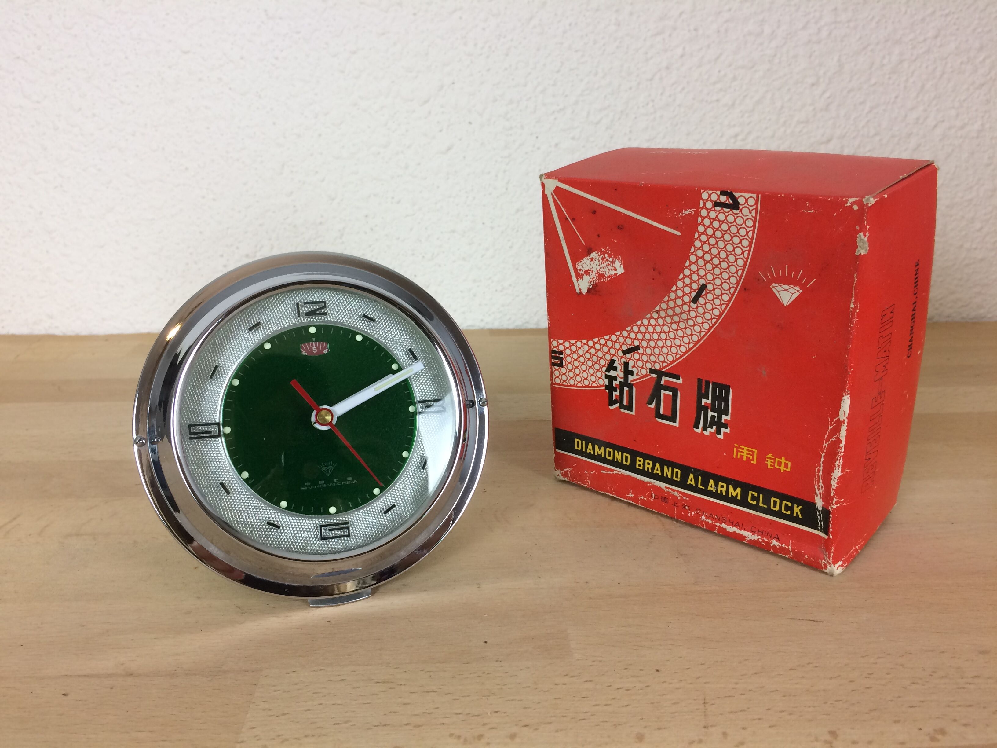 Vintage Clock Diamond Brand Green