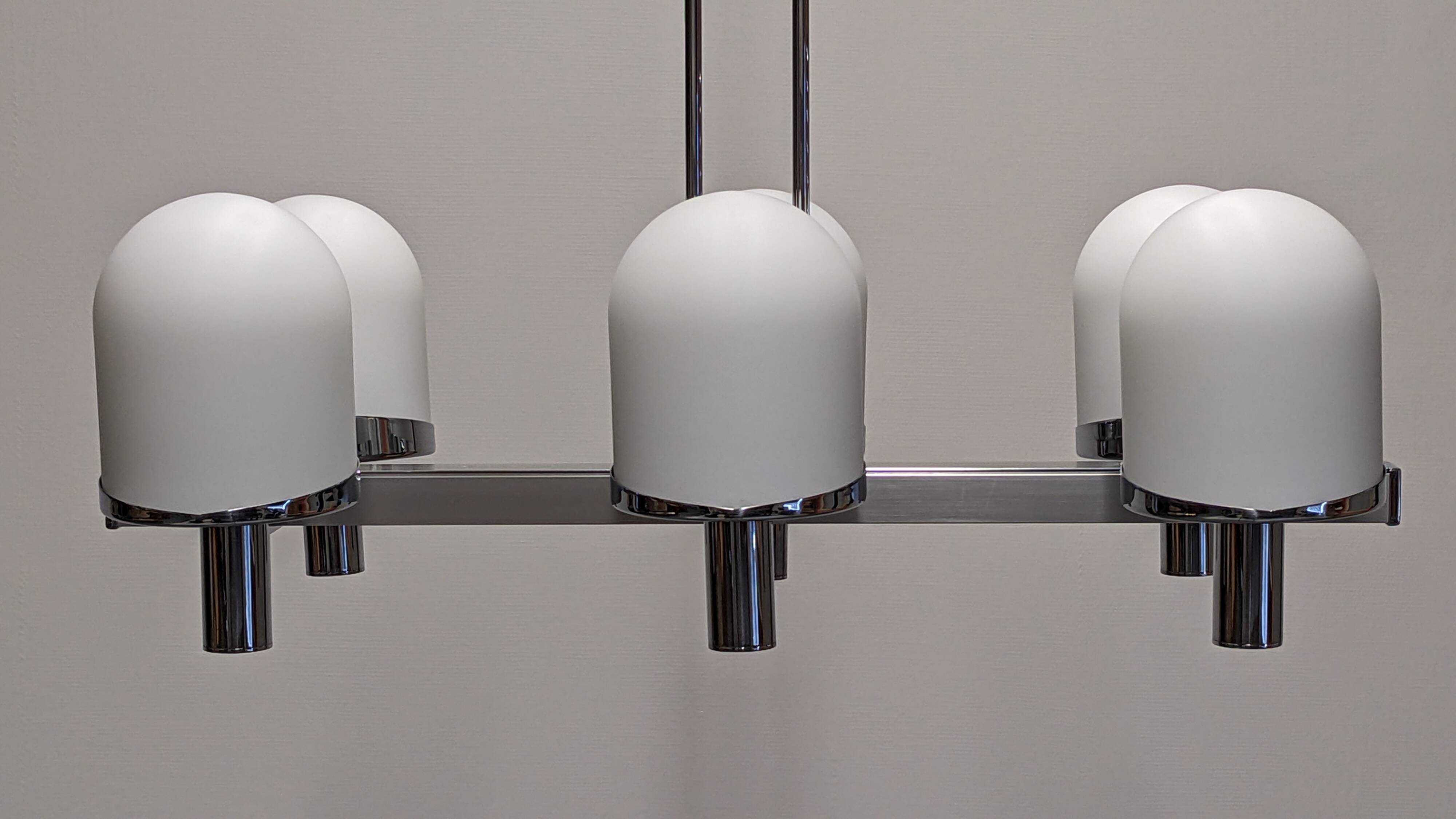 Space Age chandelier with 6 lights in white sandblasted opalines from the 60s/70s