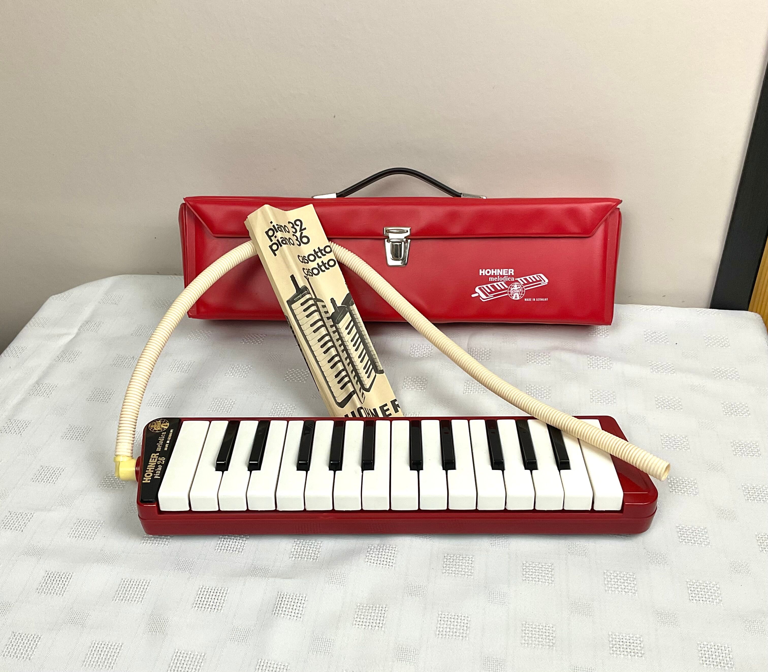 Vintage wind instrument Melodica Hohner piano 26