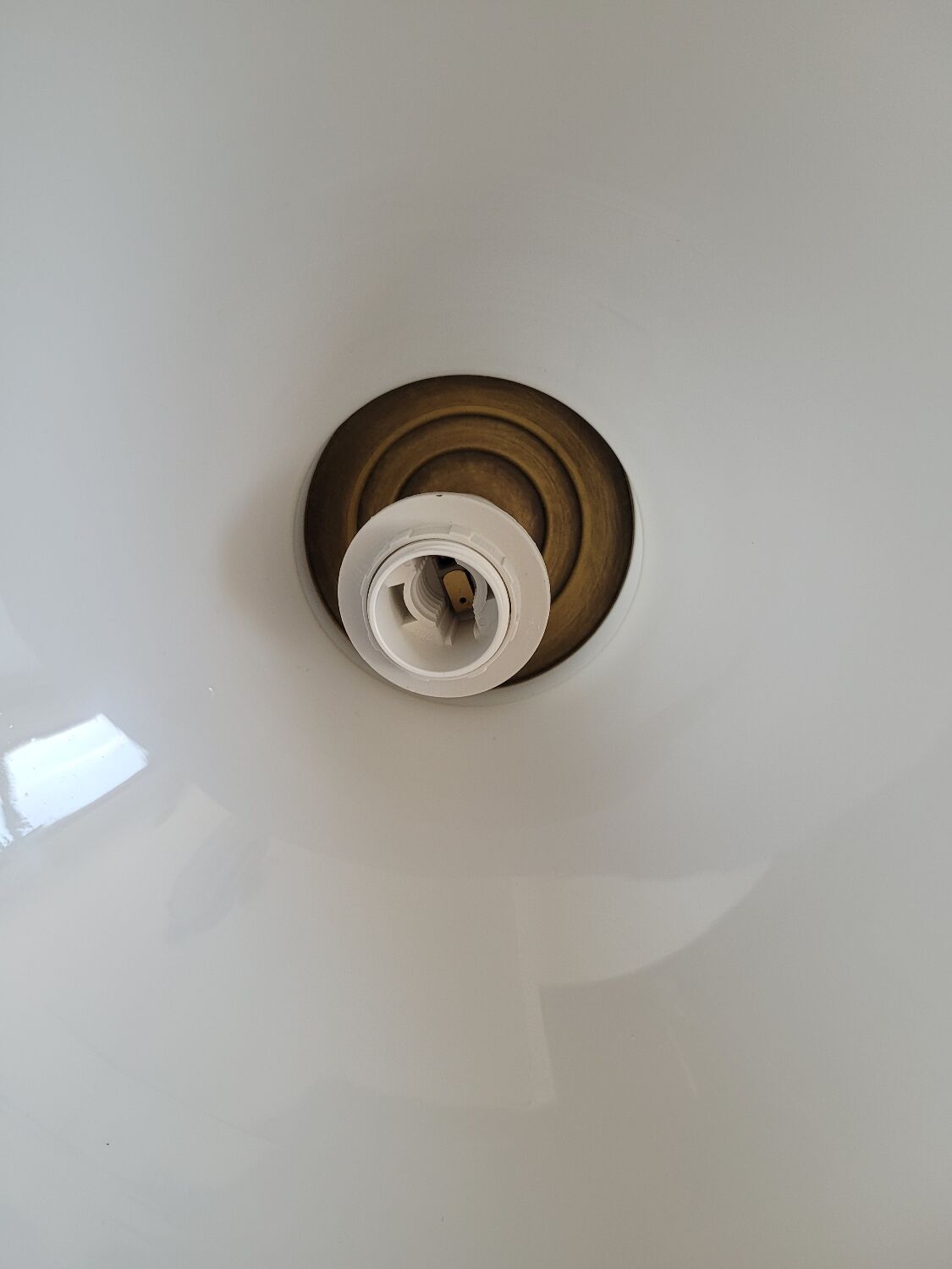 Opaline pendant light