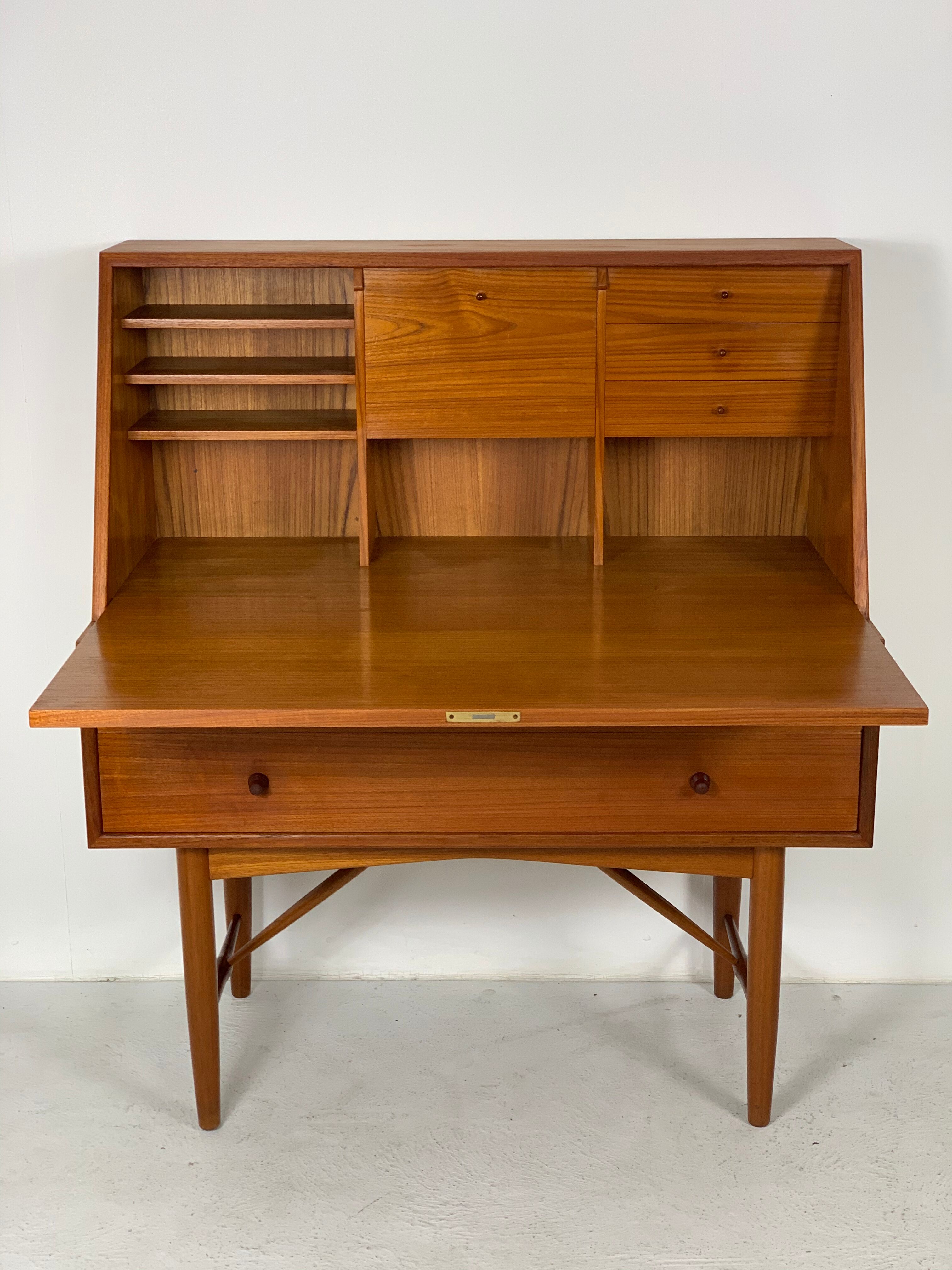 Teak desk by Ib Kofod-Larsen 1960s