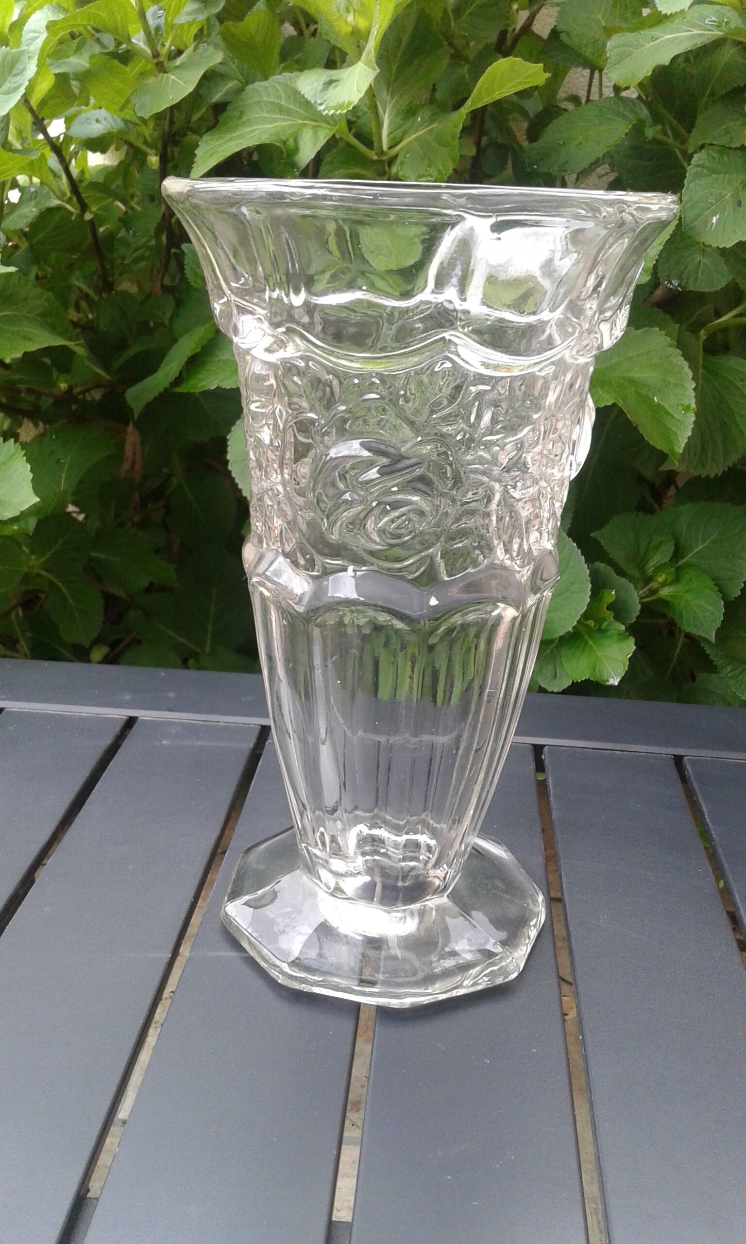 Art deco vase