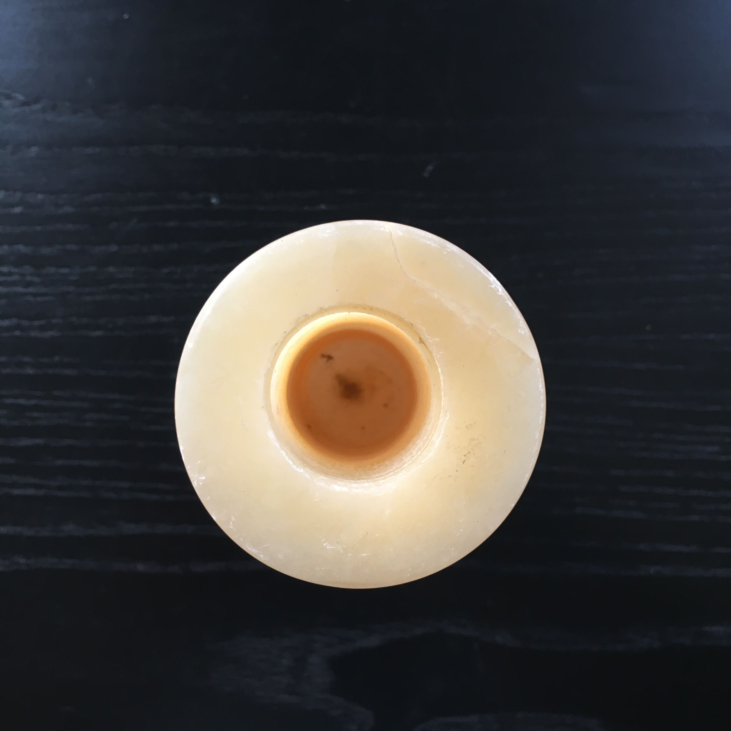 Two-tone marble candle holder